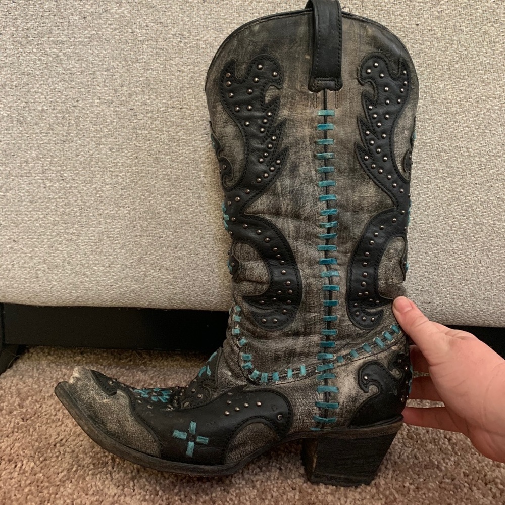 Black and turquoise Corral cowboy boots